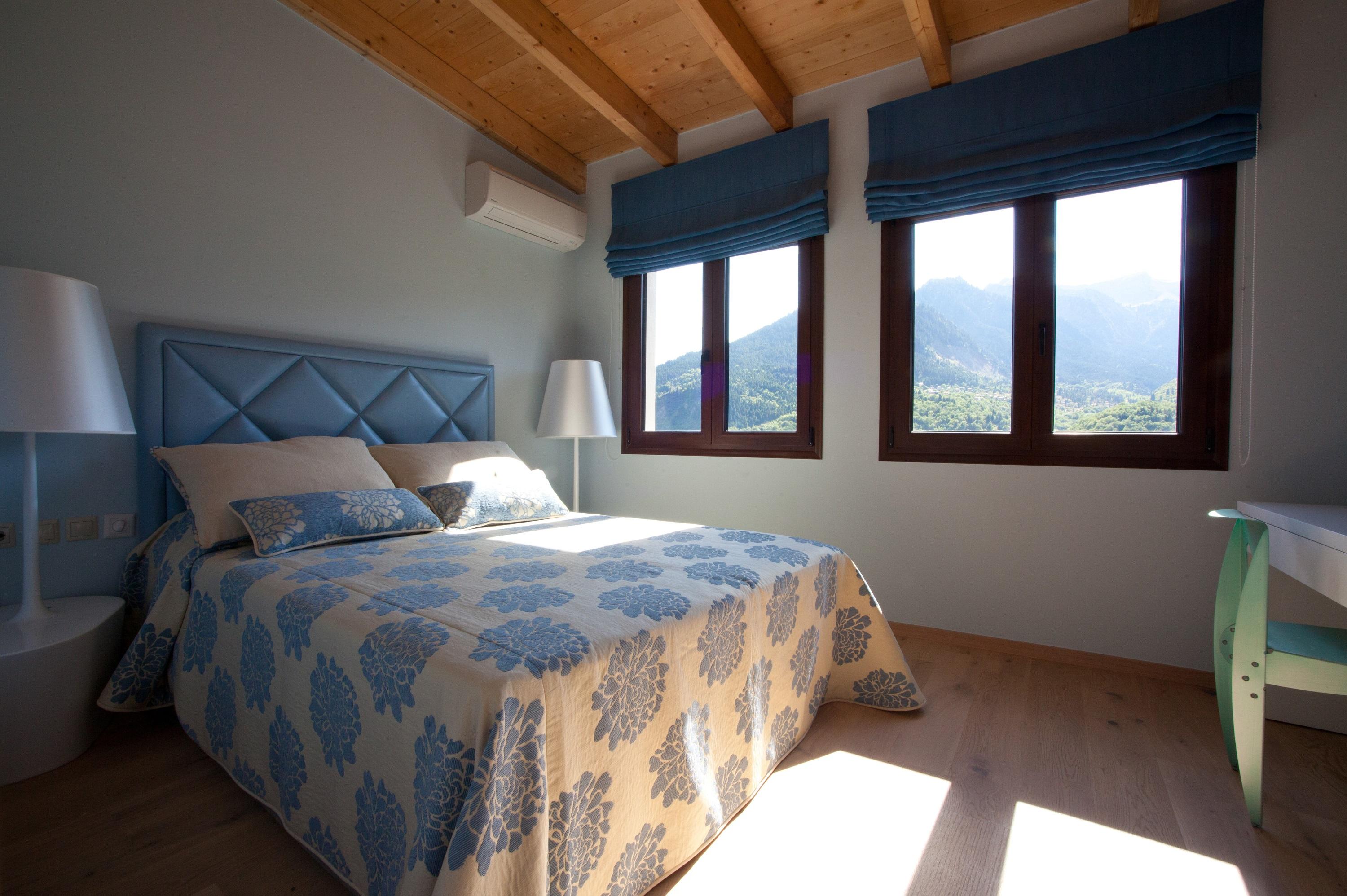 Forest Suites Boutique Hotel Mega Chorio Esterno foto
