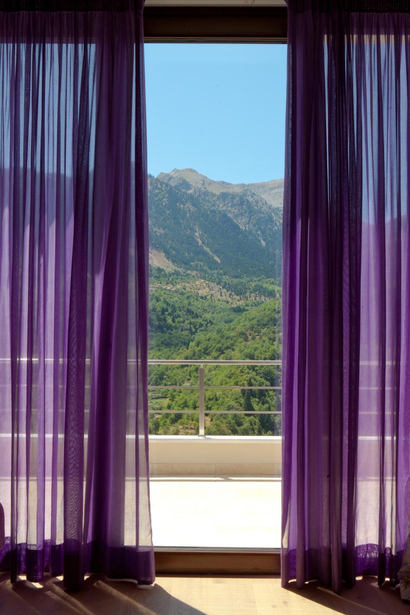 Forest Suites Boutique Hotel Mega Chorio Esterno foto