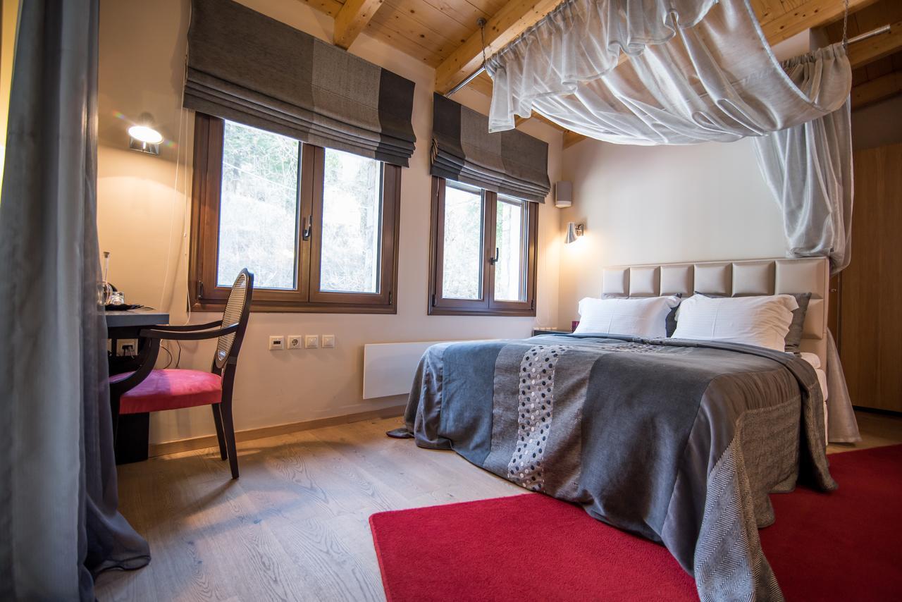 Forest Suites Boutique Hotel Mega Chorio Esterno foto